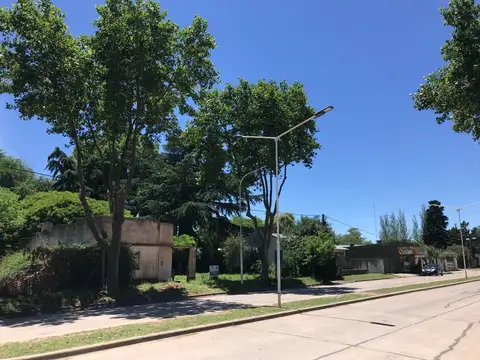 Av Pte H Yrigoyen 2600