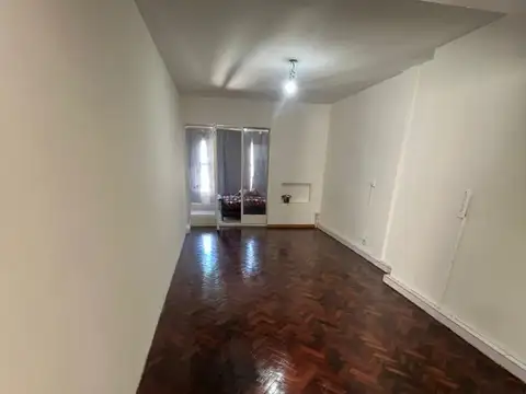 Oficina, consultorio monoambiente 30 mt. Balcón.Kitchinete.