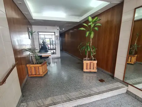 Teniente General Juan Domingo Perón 1900, Piso 4