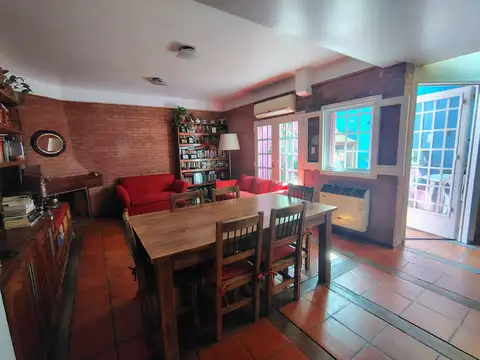 VENTA PH 4 AMBIENTES | ENTRADA INDEP. | PATIO Y TERRAZA PROPIA | A METROS AV. CABILDO | SAAVEDRA