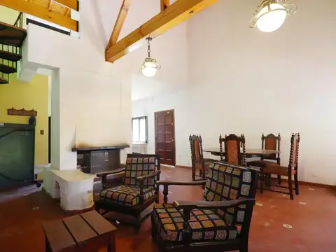 Casa 4 ambientes con 3 baños