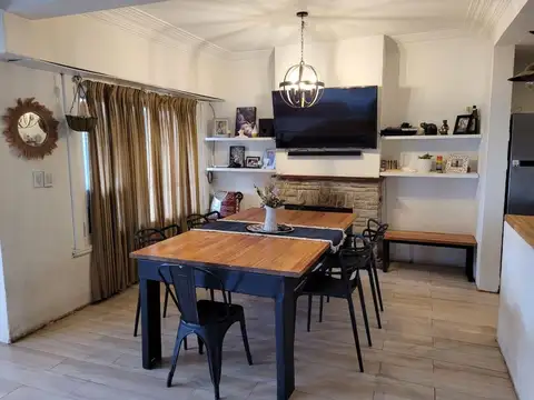 Depto Tipo Casa en Venta de 3 ambientes