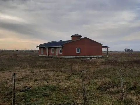 VENTA DE CAMPO EN SAN VICENTE CON PILETA