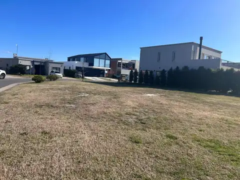 Venta Lote en Esquina en Vila Marina II Villanueva Tigre MF