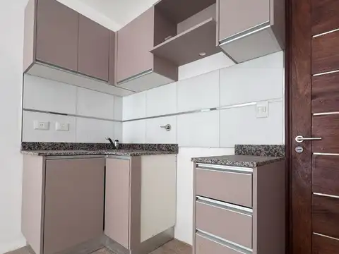 VENTA DEPTO 2 AMB A ESTRENAR CON PATIO