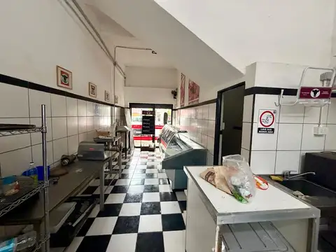 LOCAL DOBLE EXCELENTE UBICACION