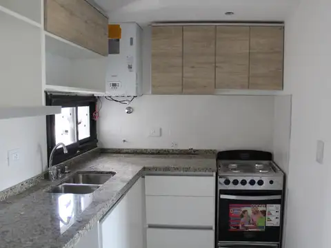 Departamento de 2 amb. piso 2 contrafrente