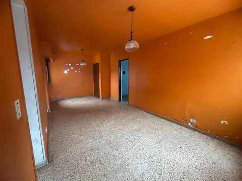 Av. Garay 2500, Piso 3