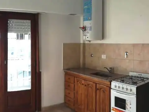 Departamento en Alquiler en Haedo Norte, $ 400.000
