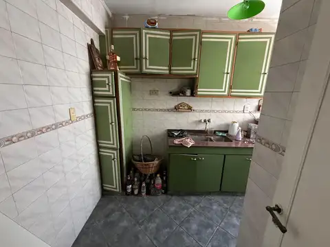 Departamento 4 ambientes con 2 baños