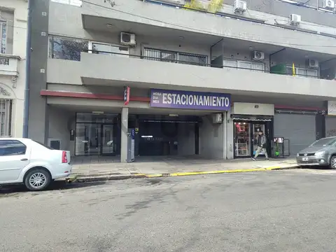 Mario Bravo 8596300, Piso 3