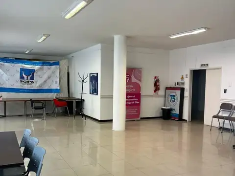 Oficina en Alquiler en Pilar, $ 900.000