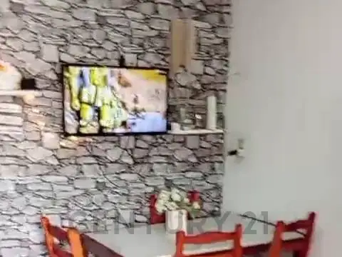 VENTA CASA 4 AMBIENTES CON LOTE GRANDE