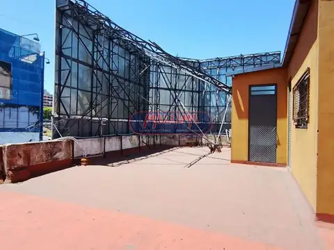 Depto Tipo Casa en Alquiler de 3 ambientes