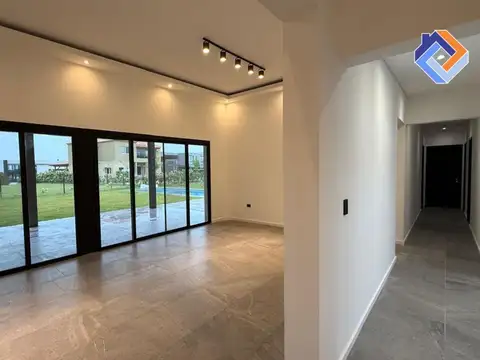 Casa en Venta al Este