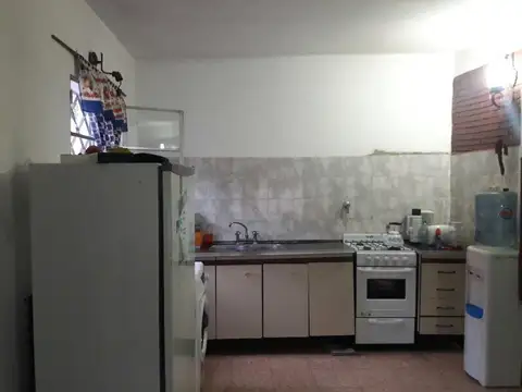 J V GONZALEZ Nº 1612 e/ Olleros y Hualfin 1600