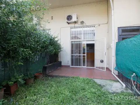 Depto Tipo Casa en Venta de 2 ambientes