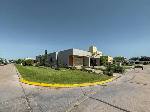 San Sebastian - Av. Fuerza Aerea 1515 'Lote 502