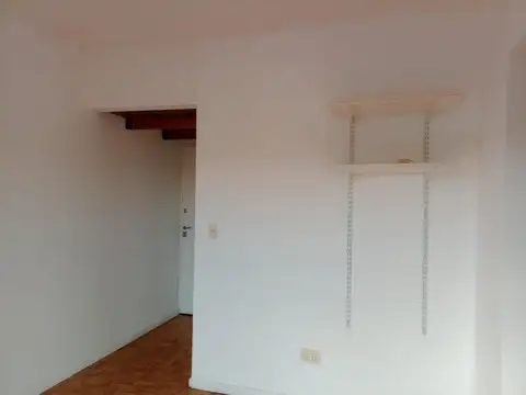 Departamento en Alquiler en Vicente Lopez, $ 700.000