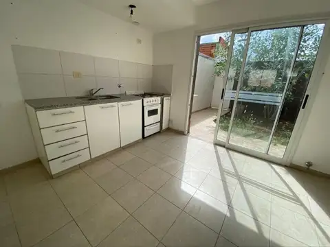 Depto Tipo Casa en Venta de 2 dormitorios