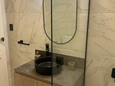 venta departamento de  4 ambientes en el centro