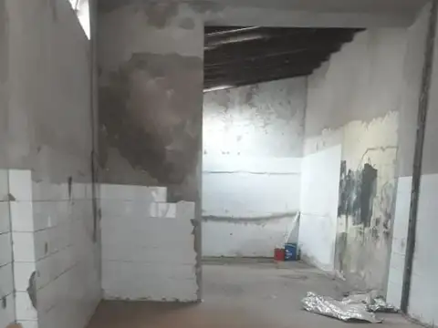 Galpón en venta - 200Mts2 - Floresta