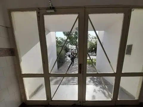 Gorriti 2100, Piso PB