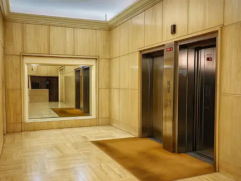 Venta y permuta oficina Ciudad Vieja