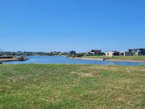 Terreno en Venta 45  mts Fondo