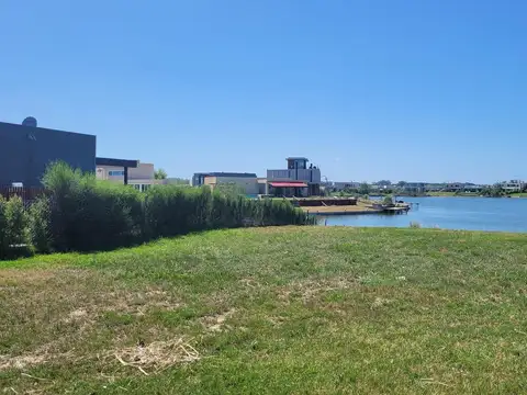 Terreno en Venta 12  mts Frente