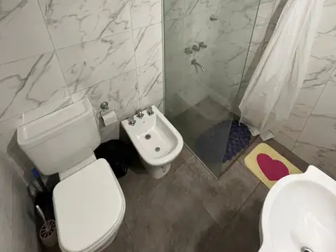 Departamento 4 ambientes con 2 baños