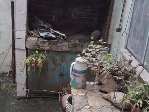 Casa 3 ambientes con 1 baño