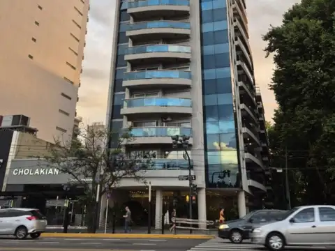AV. DEL LIBERTADOR 8000, VENTA DEPARTAMENTO DE CUATRO AMBIENTES