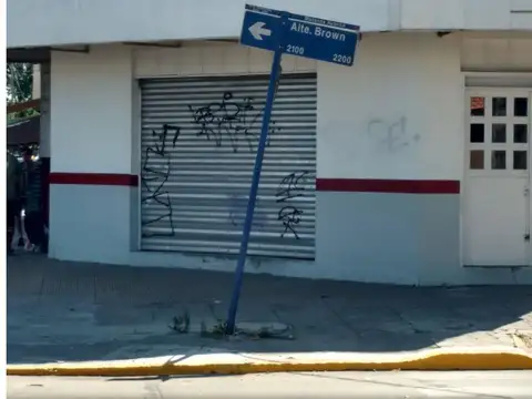 Eva PerÓn Entre Brown Y Colon 400