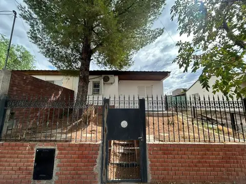 VENTA CASA DOS DORMITORIOS EN NEUQUEN CAPITAL