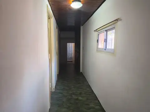 Casa 3 ambientes con 2 baños