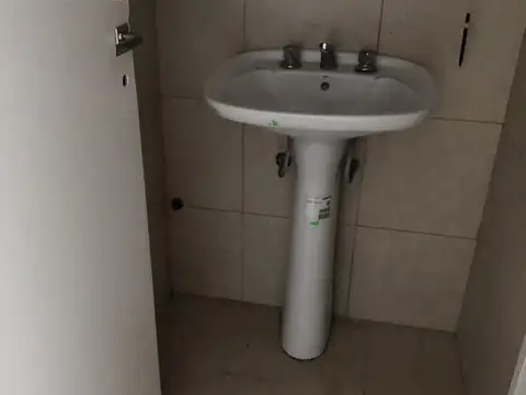 Local en Venta en Ituzaingo, USD 300.000