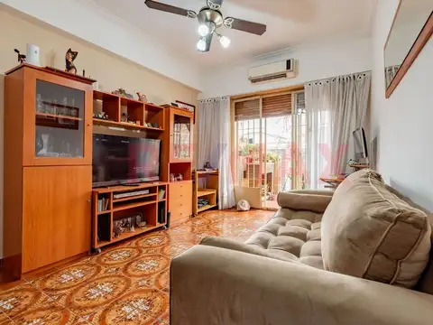Departamento en Venta en Chacarita, USD 160.000