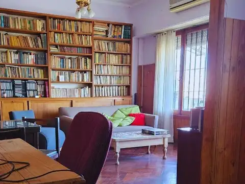 Departamento de Tres Ambientes con Dependencia