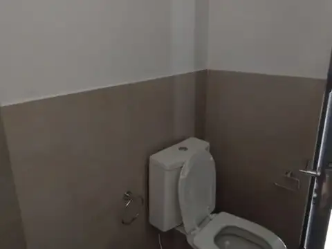 Avenida J. M. de Pueyrredón 800