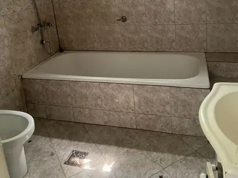 Casa en Alquiler en Burzaco, $ 500.000