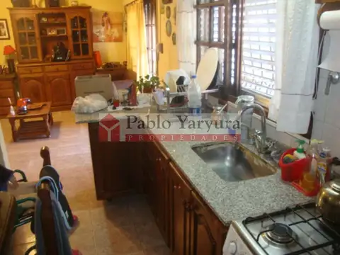 Depto Tipo Casa 4 ambientes con 1 baño