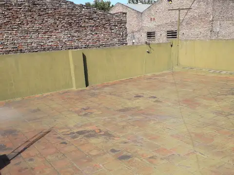 VENTA DE CASA 5 AMBIENTES