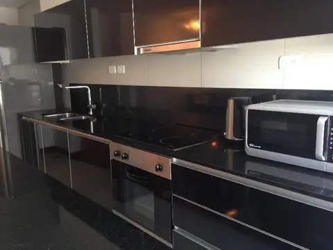 Departamento en Alquiler Temporal con 1 cocheras