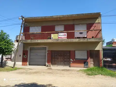 Casa de 6 ambientes en Merlo