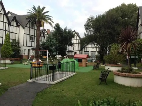 Hipólito Bouchard 1400