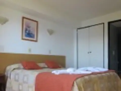 Importante Hotel Centrico, Bariloche