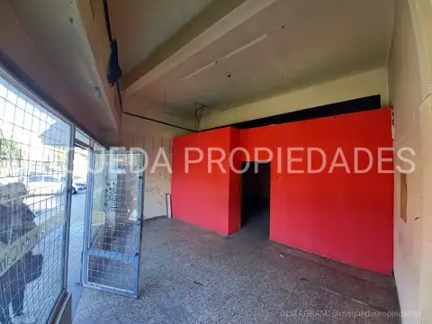 Local en Venta en Parque Avellaneda, USD 70.000