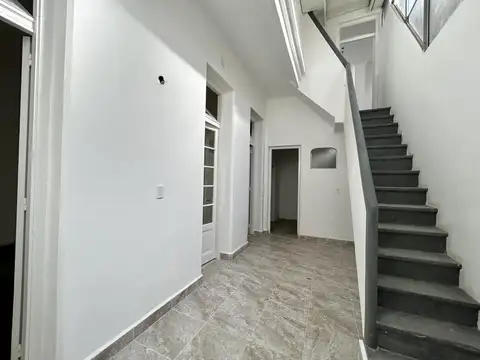 Venta PH de 3 Ambientes con espectacular Terraza Propia en Paternal. Apto Profesional y Crédito.