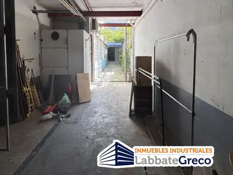 Galpon en Alquiler 8,50  mts Frente